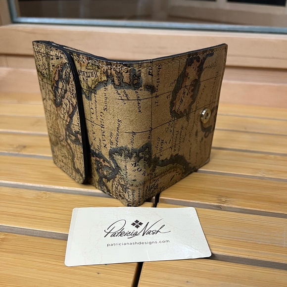 Patricia Nash RFID map print Leather Wallet - Picture 3 of 9